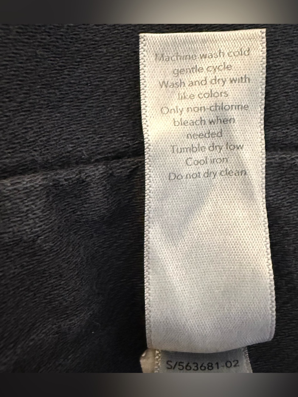 Athleta Black Bermuda Shorts Drawstring Waist Pockets Size 10 - Picture 4 of 6